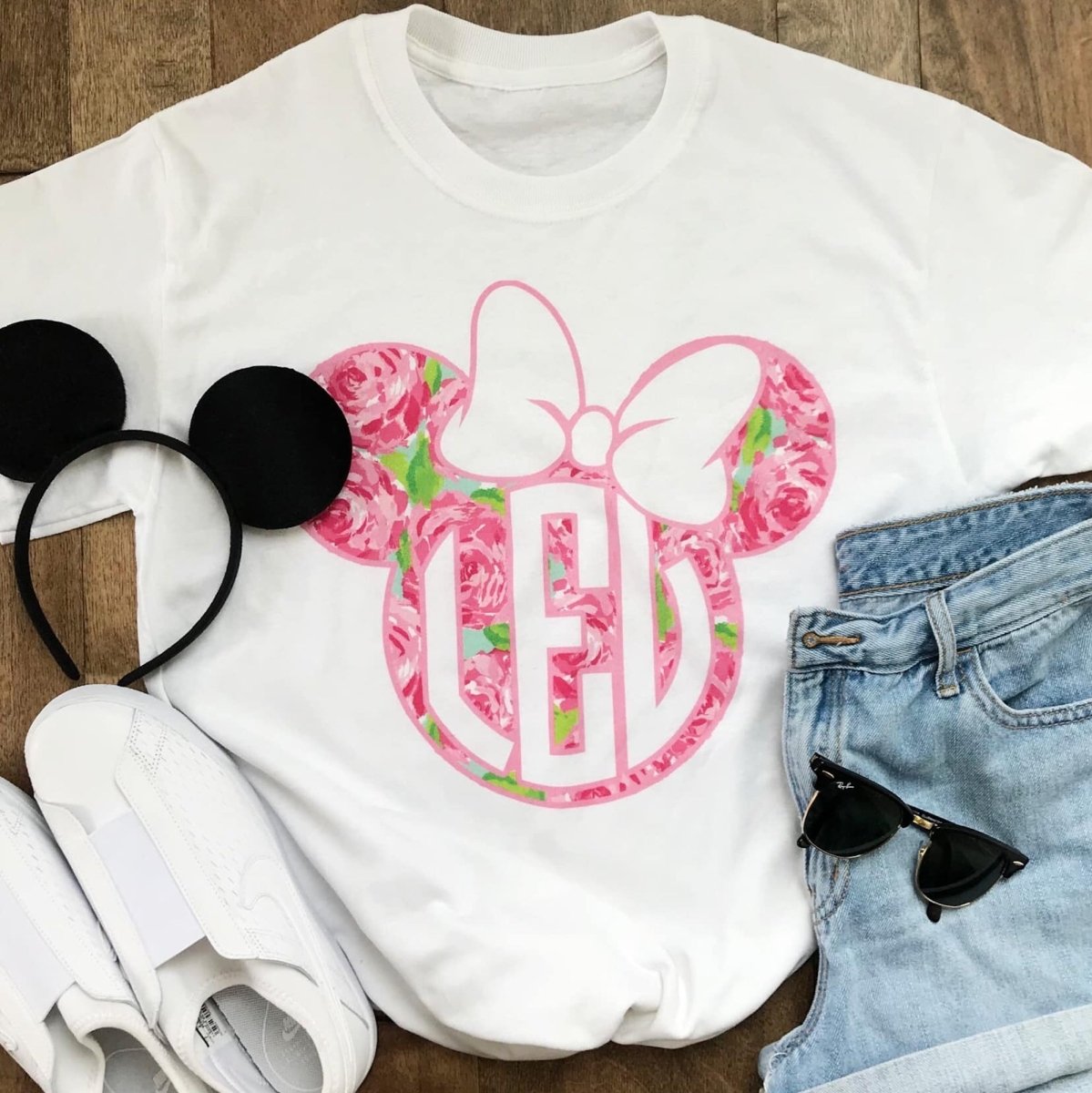 Monogrammed 'Lilly Minnie' Basic T-Shirt